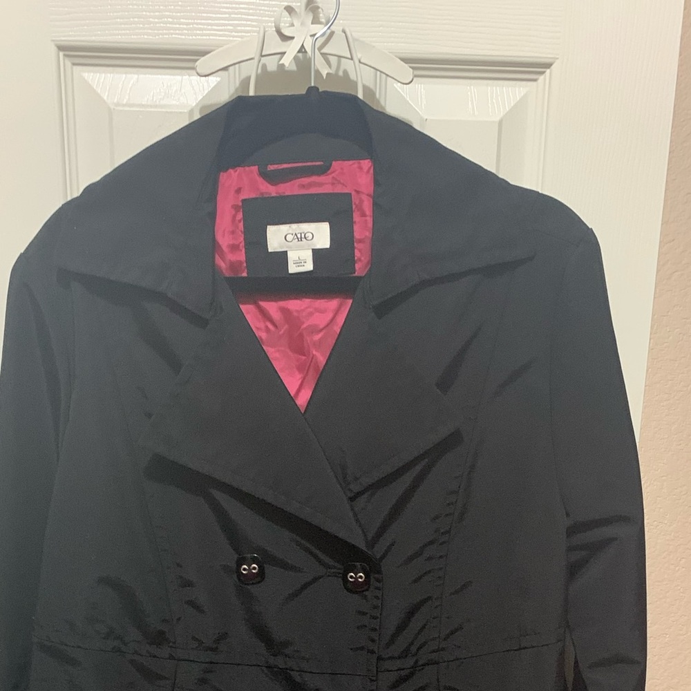 Raincoat - Picture 2 of 6